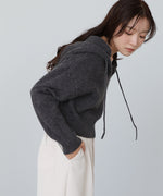 ショートフーディーニットトップス