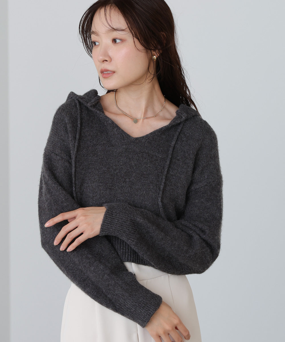 ショートフーディーニットトップス