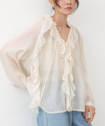 フリルブラウス