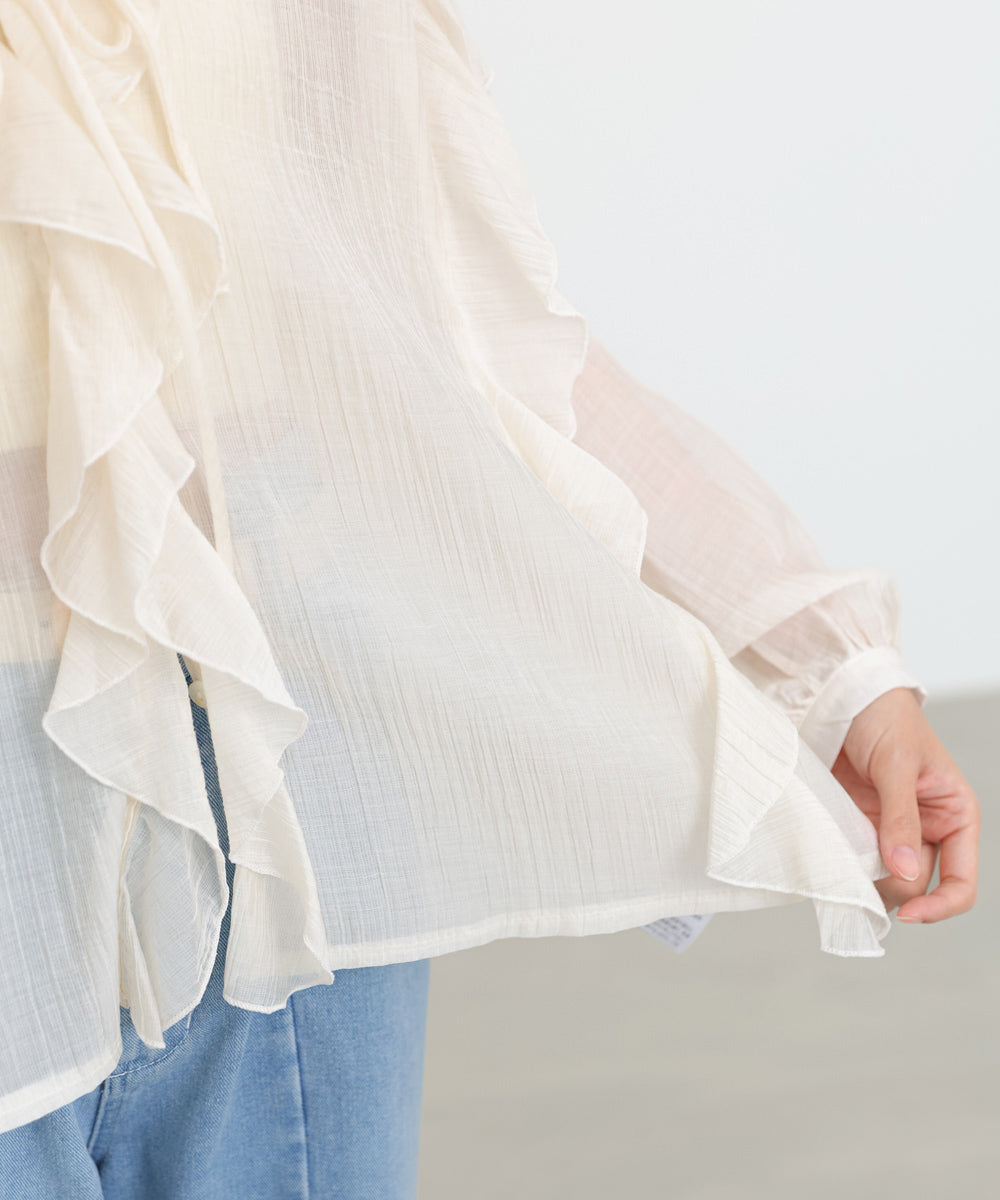 フリルブラウス