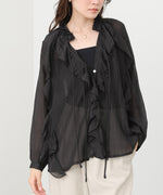 フリルブラウス