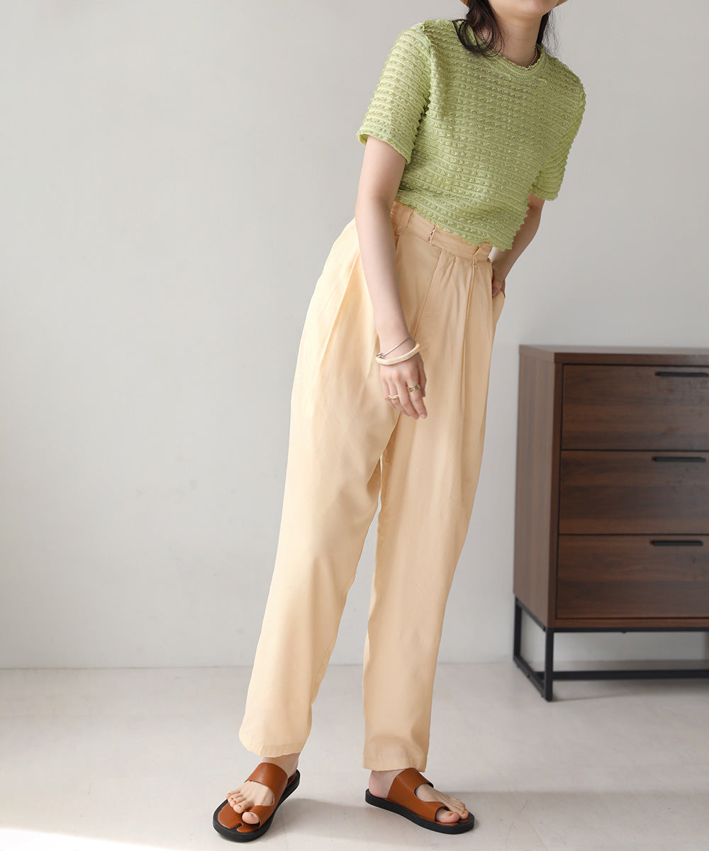 TWO-TUCK SATIN TAPERED PANTS