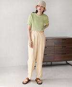 TWO-TUCK SATIN TAPERED PANTS