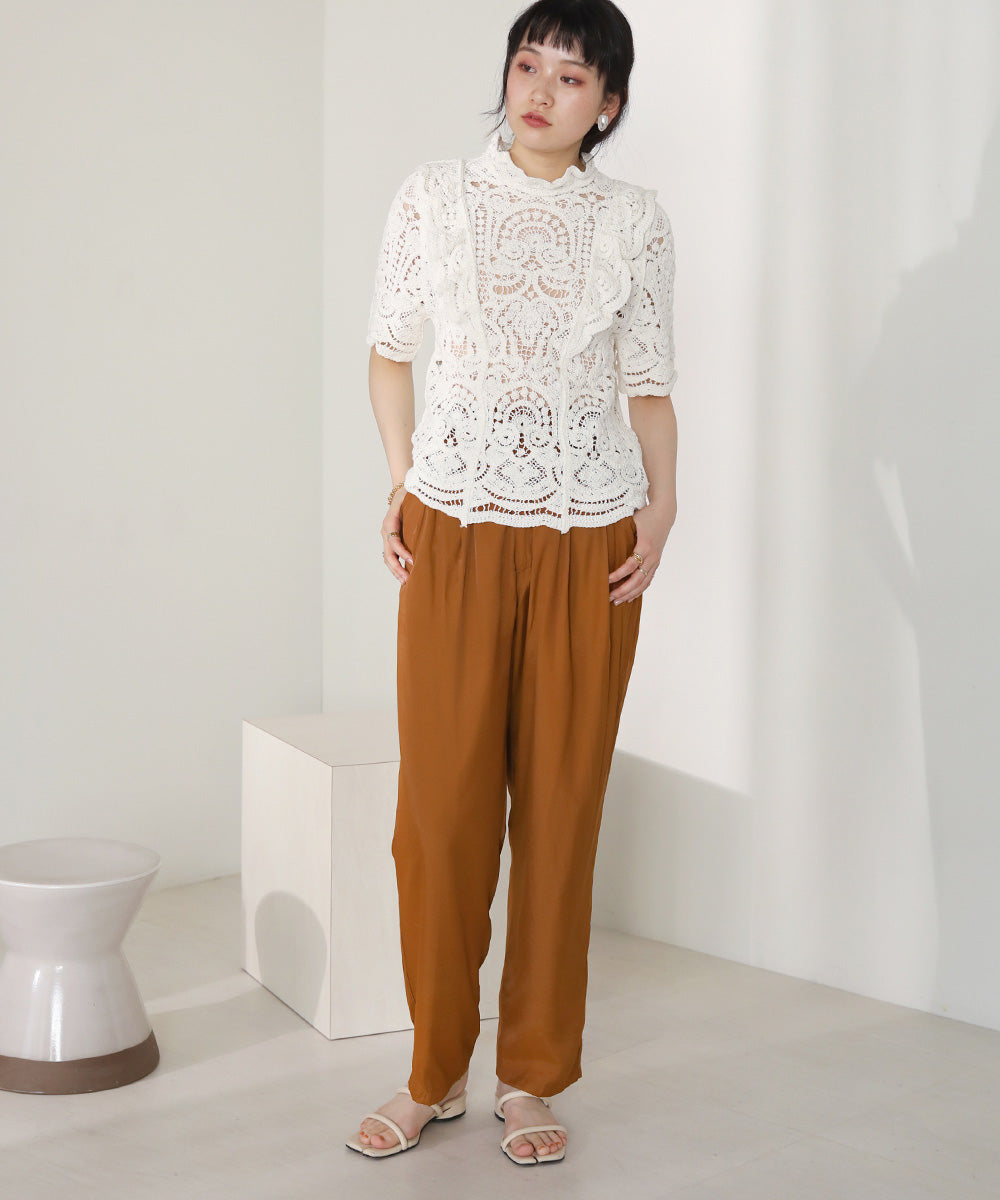TWO-TUCK SATIN TAPERED PANTS