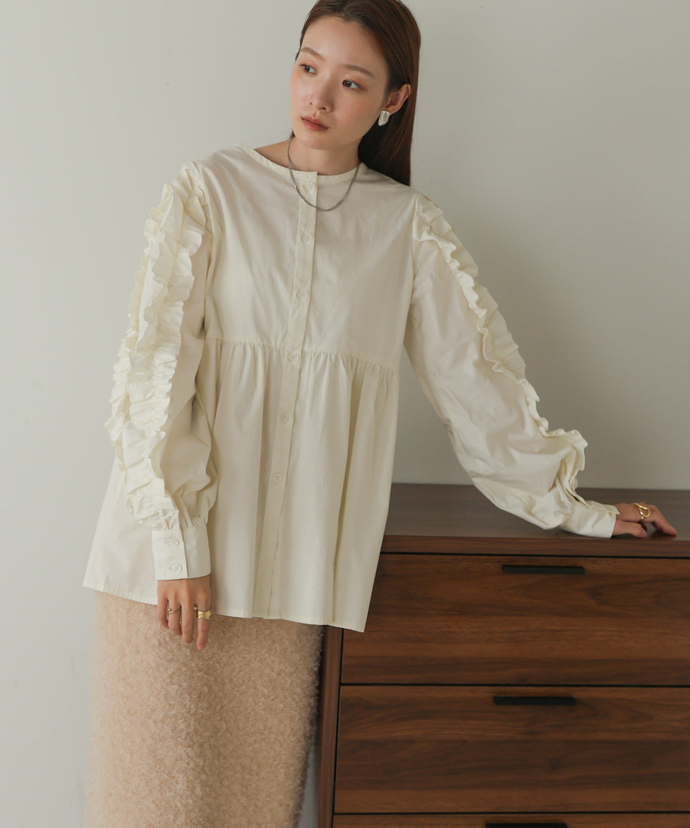 RUFFLE VOLUME SLEEVE BLOUSE