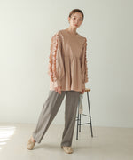 RUFFLE VOLUME SLEEVE BLOUSE