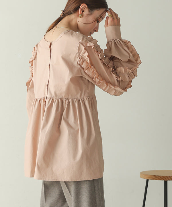 RUFFLE VOLUME SLEEVE BLOUSE