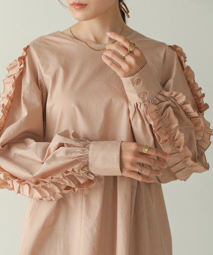 RUFFLE VOLUME SLEEVE BLOUSE