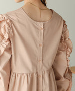 RUFFLE VOLUME SLEEVE BLOUSE