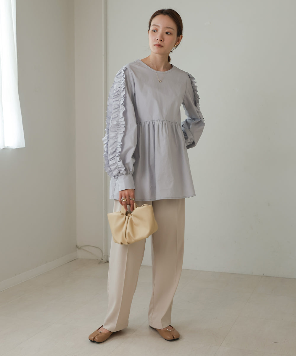 RUFFLE VOLUME SLEEVE BLOUSE