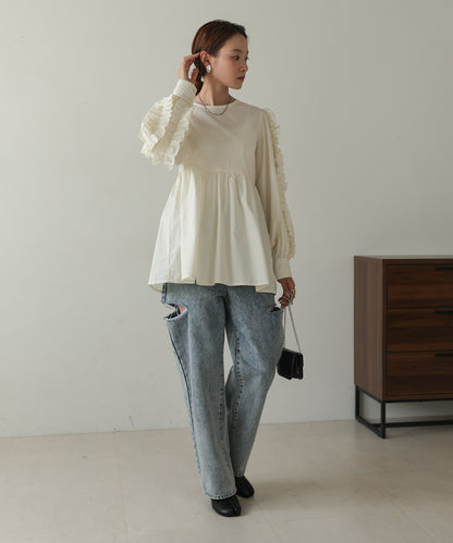 RUFFLE VOLUME SLEEVE BLOUSE