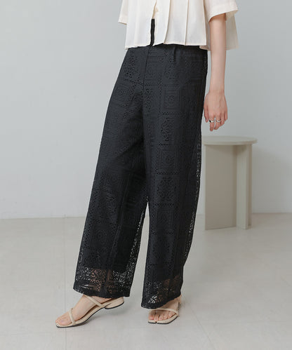 block lace straight pants