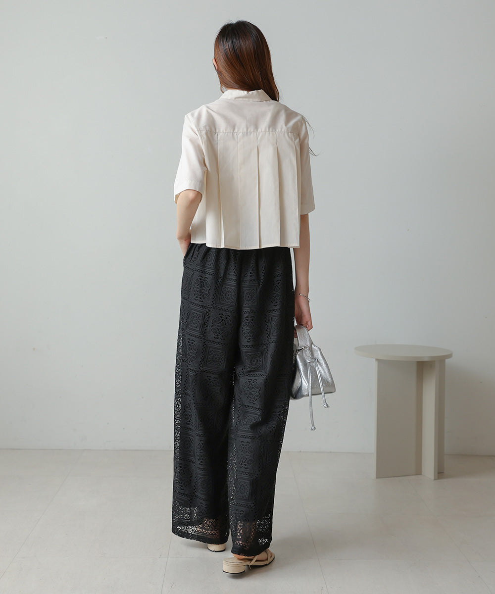 block lace straight pants