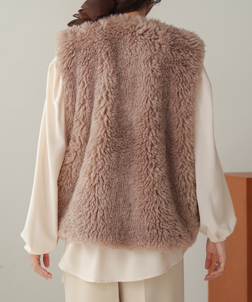 sheeplike fur vest