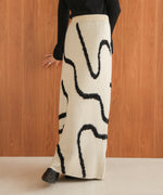 line jacquard knit skirt