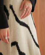 line jacquard knit skirt
