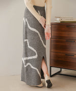 line jacquard knit skirt