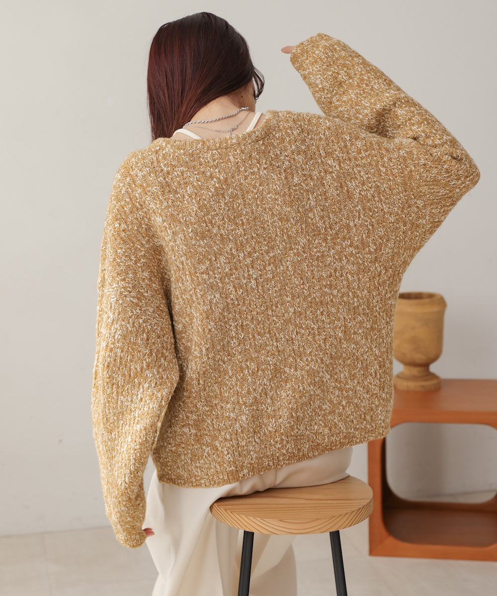 lame mix yarn deep key neck knit