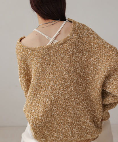 lame mix yarn deep key neck knit