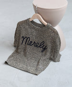 コード刺繍ロゴ入り麻タッチプルオーバー