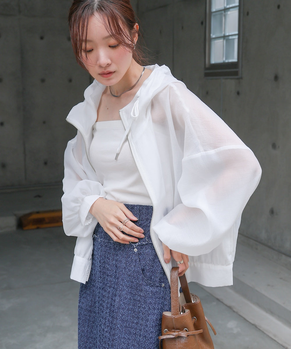 【NEW】フード付きシアーパーカー