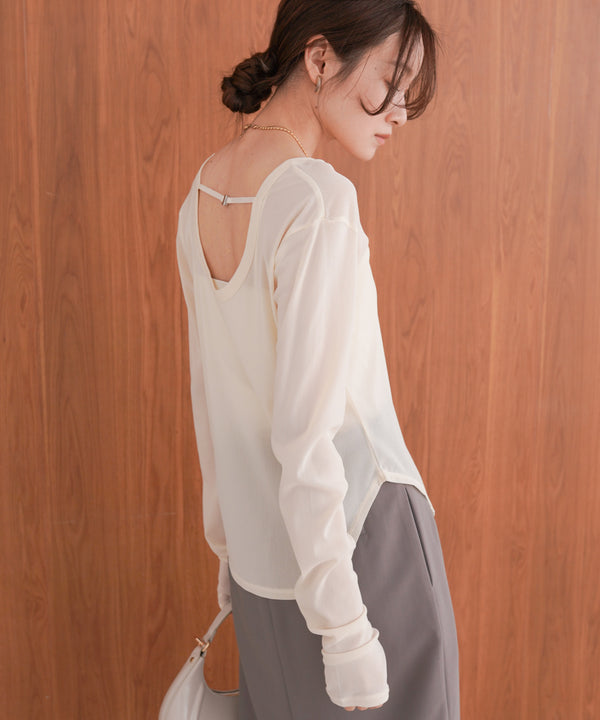 ホックデザインプルオーバー