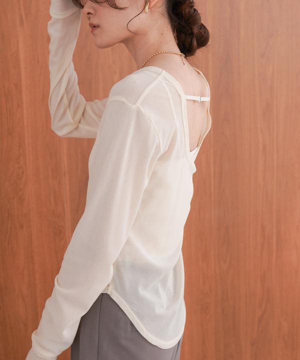 ホックデザインプルオーバー