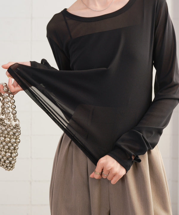 ホックデザインプルオーバー