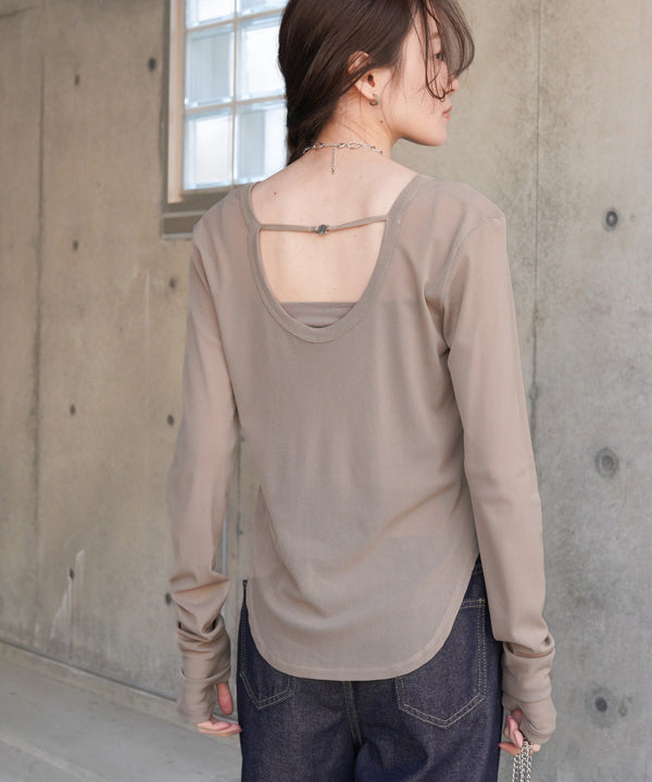 ホックデザインプルオーバー