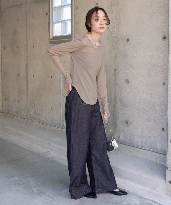 ホックデザインプルオーバー