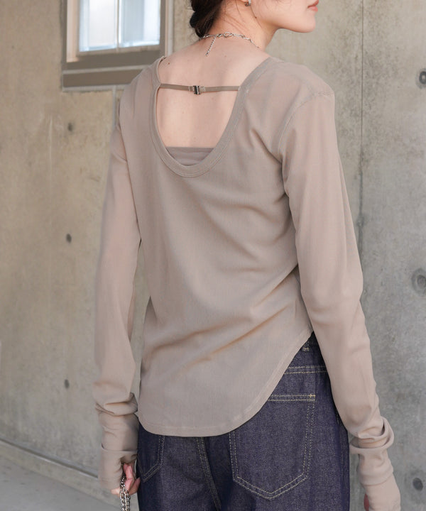 ホックデザインプルオーバー