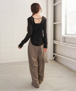 ホックデザインプルオーバー