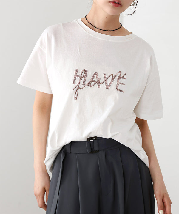 ロゴ刺繍デザインＴシャツ
