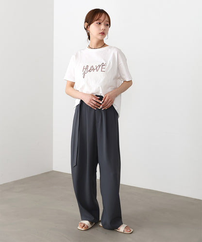 ロゴ刺繍デザインＴシャツ