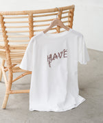 ロゴ刺繍デザインＴシャツ
