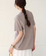 ロゴ刺繍デザインＴシャツ