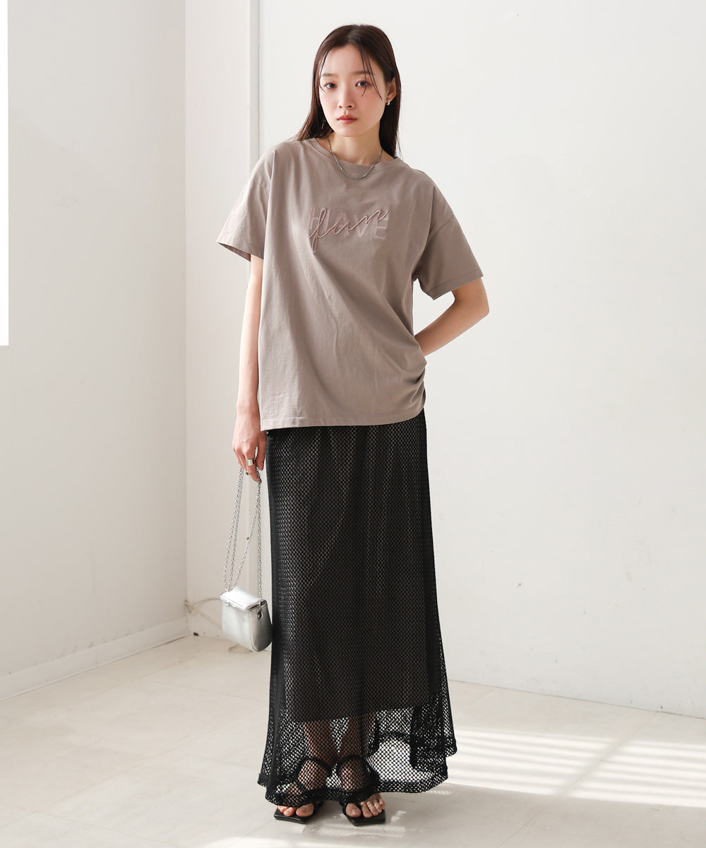 ロゴ刺繍デザインＴシャツ