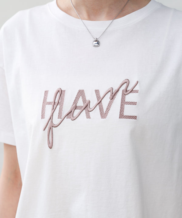 ロゴ刺繍デザインＴシャツ