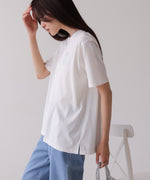 バックロゴ刺繍Ｔシャツ