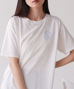 バックロゴ刺繍Ｔシャツ
