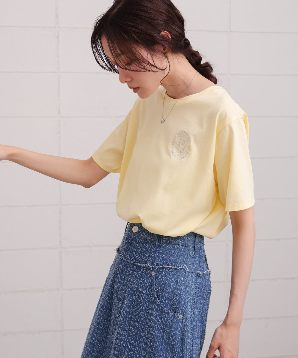 バックロゴ刺繍Ｔシャツ