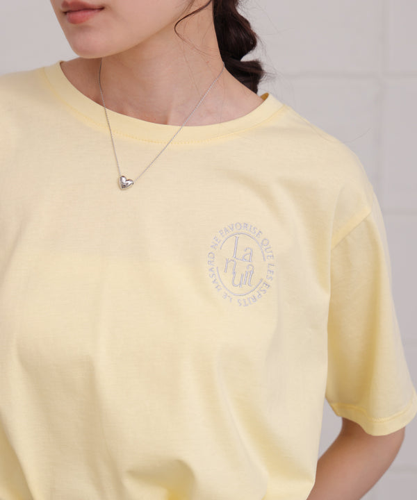 バックロゴ刺繍Ｔシャツ