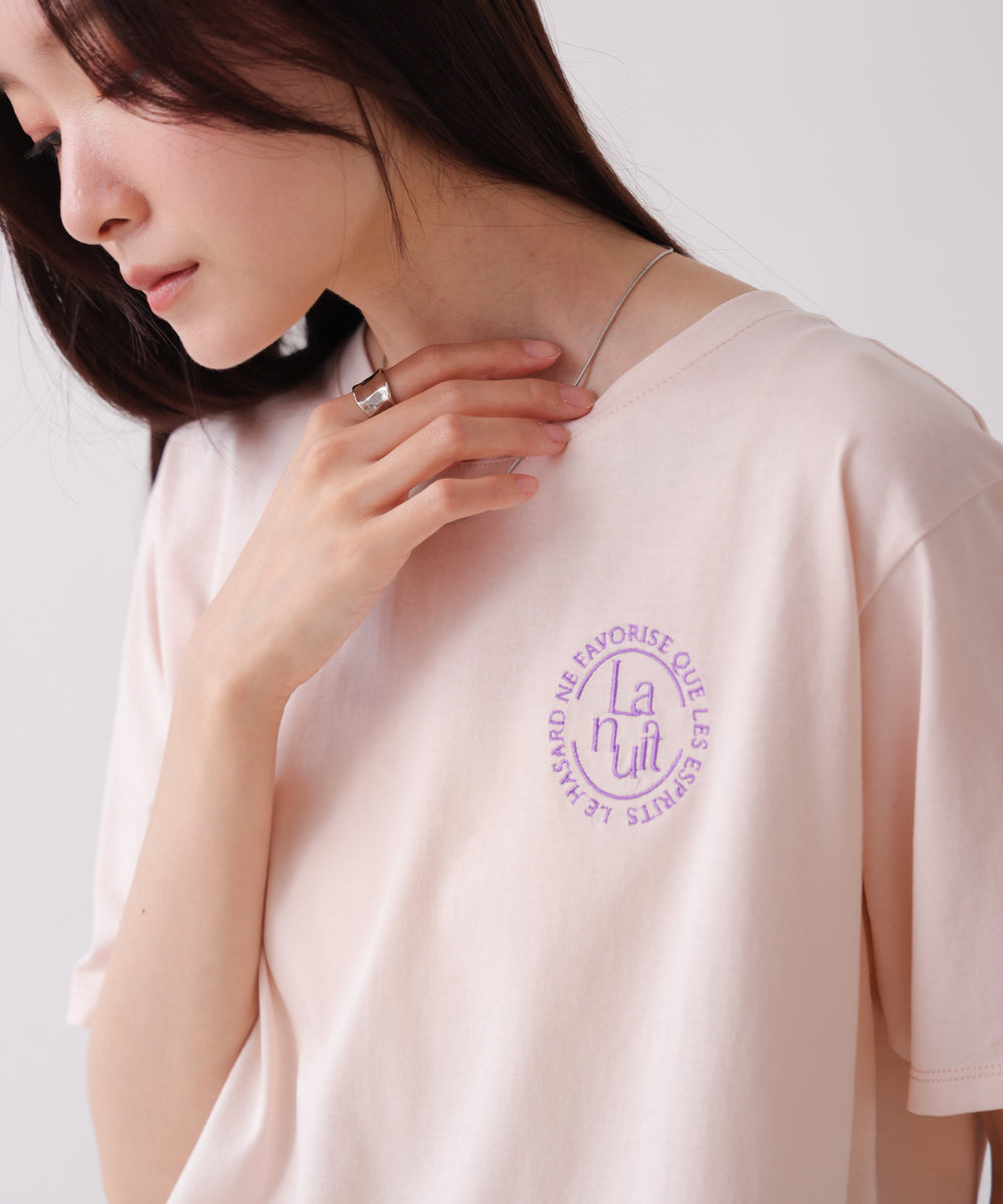 バックロゴ刺繍Ｔシャツ