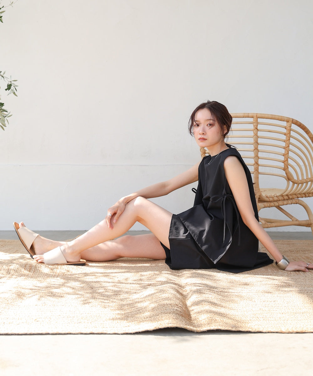 ノースリーブサイドリボンラッシュガード