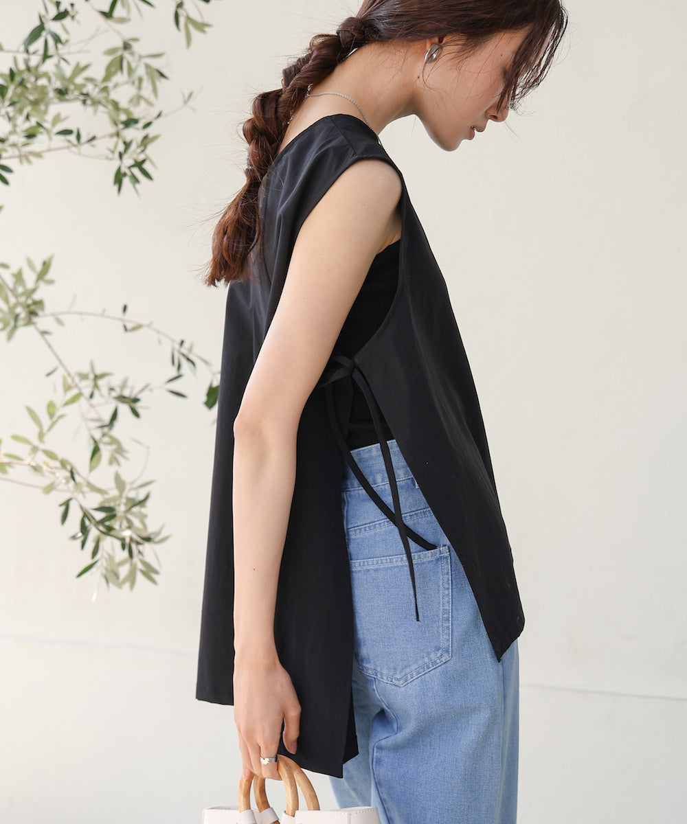 ノースリーブサイドリボンラッシュガード