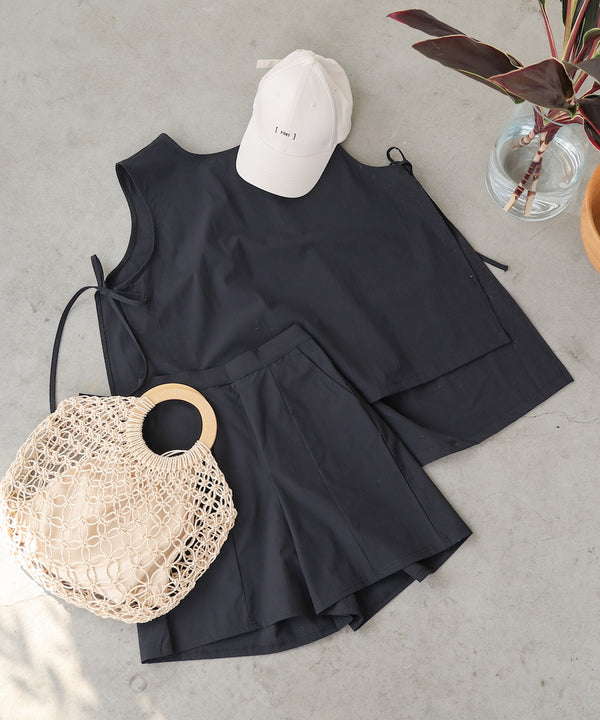 ノースリーブサイドリボンラッシュガード