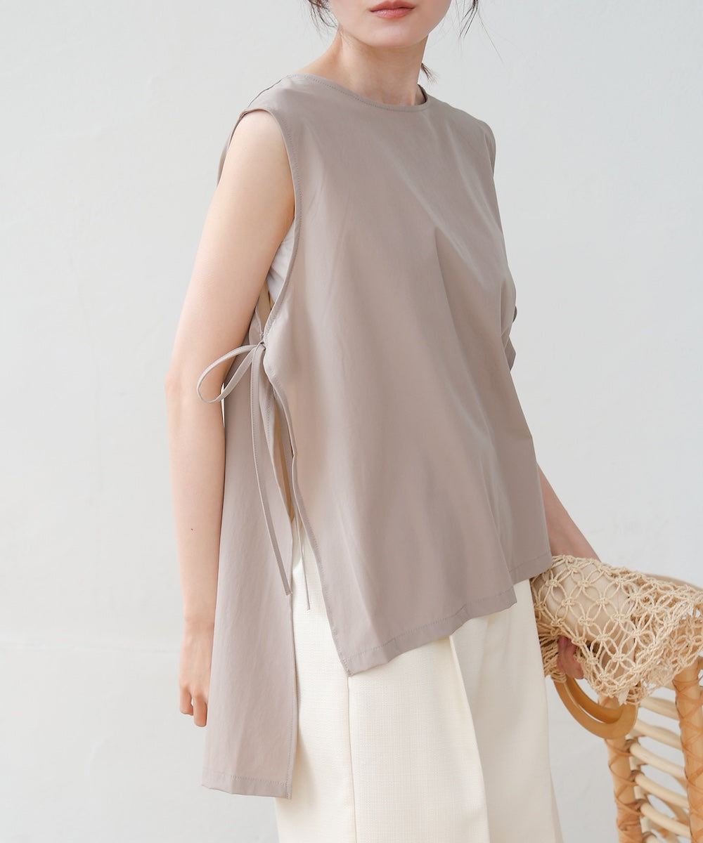 ノースリーブサイドリボンラッシュガード