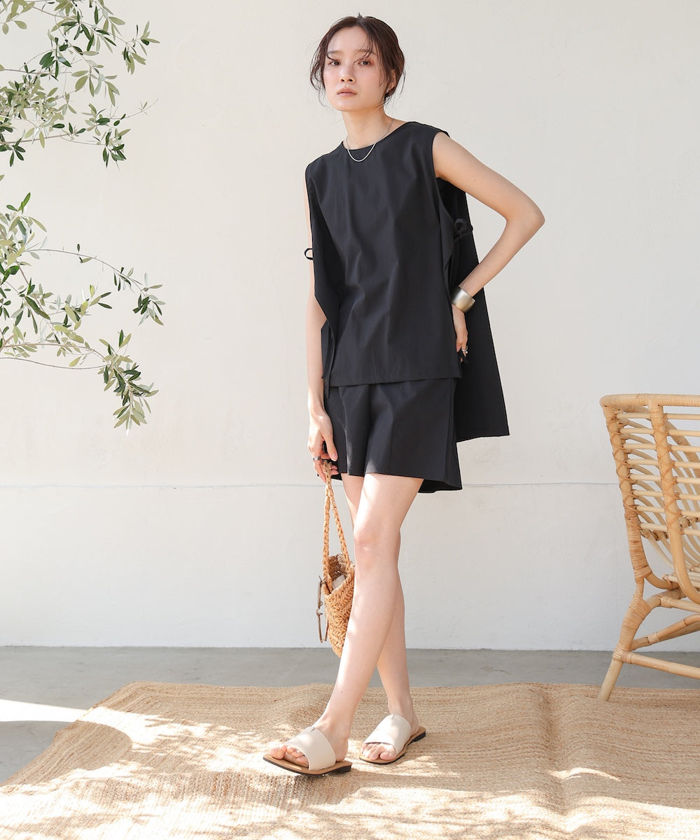 ノースリーブサイドリボンラッシュガード