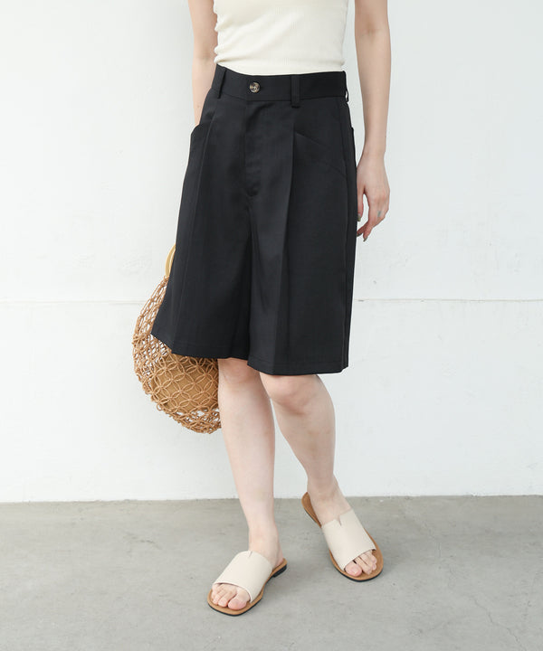 タックデザインハーフパンツ