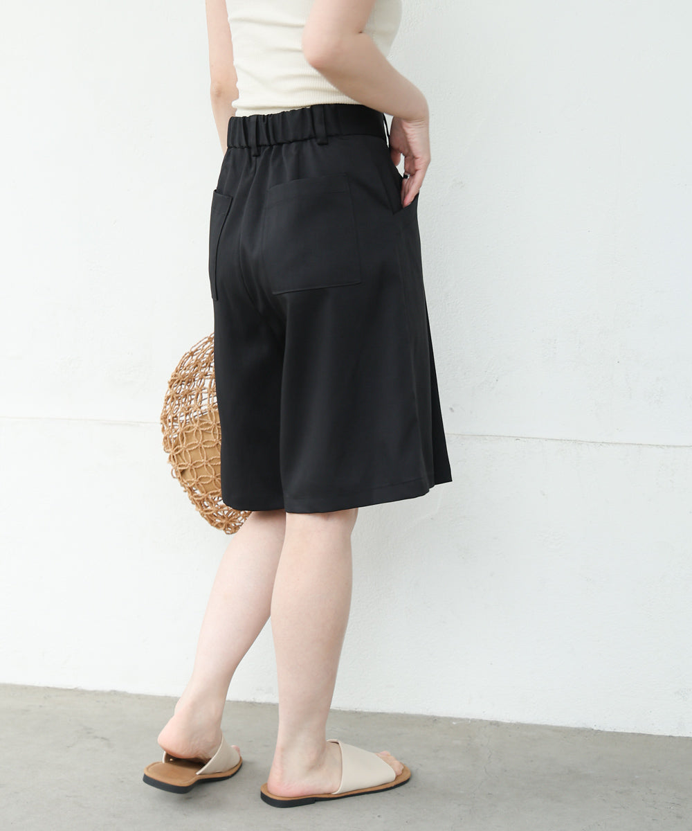 タックデザインハーフパンツ